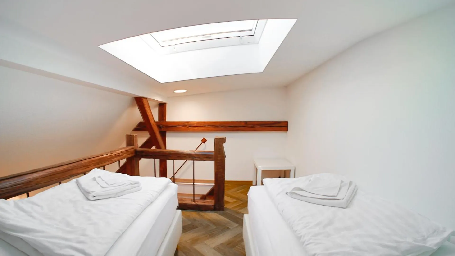 Toni Villa Budapest Hotel